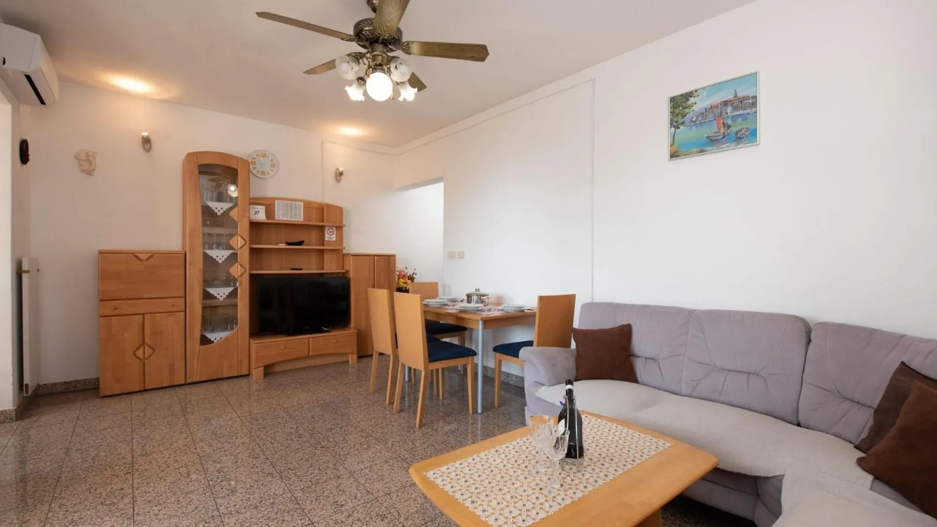 Cozy Icici Apartment With Sea View - Two Bedroom Apartment With Sea View
